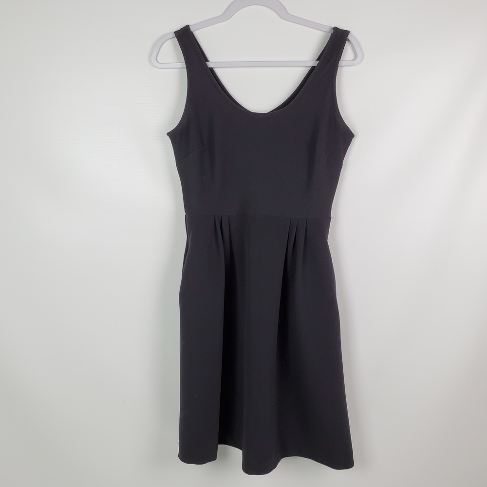 Liz Claiborne Classic Little Black Dress Sleeveles Sz Medium